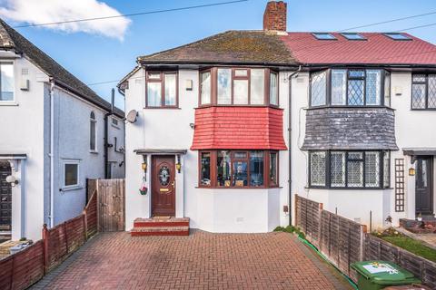 24 Ashdale Road, London, SE12 9ND