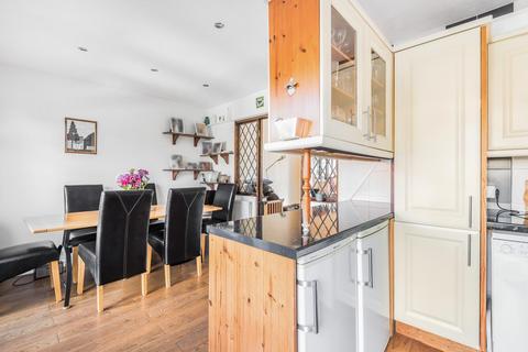 24 Ashdale Road, London, SE12 9ND