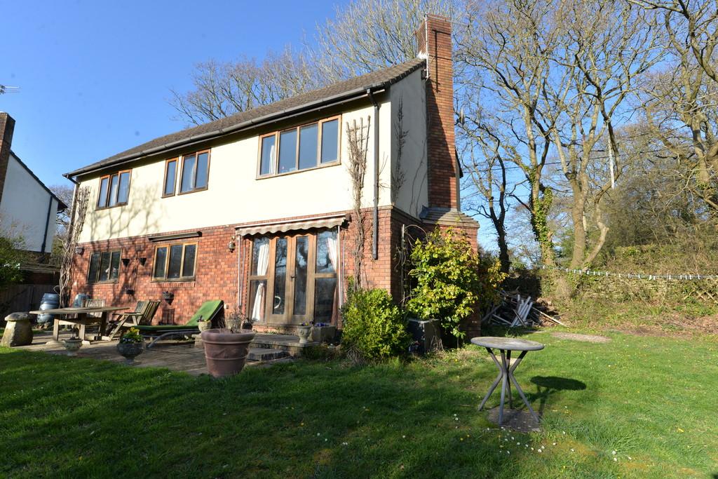 Lower Ashley Road, Ashley, New Milton 4 bed detached house for sale £