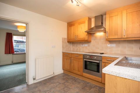 2 bedroom terraced house to rent, Inkerman Road, St. Albans