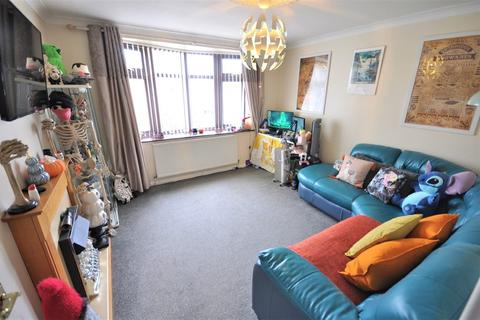 12 Ashburnham Road, Thorne, Doncaster, DN8 5AE