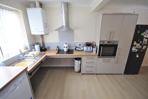 12 Ashburnham Road, Thorne, Doncaster, DN8 5AE