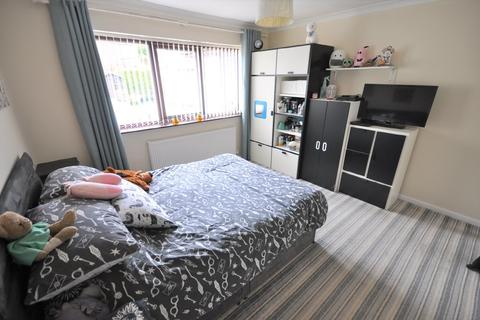 12 Ashburnham Road, Thorne, Doncaster, DN8 5AE