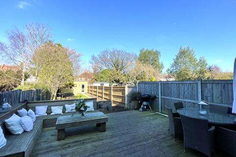 39 Bramerton Road, Beckenham, BR3 3NZ
