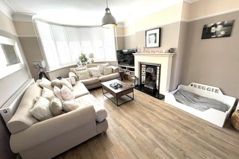 39 Bramerton Road, Beckenham, BR3 3NZ