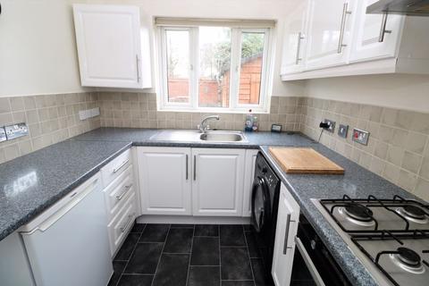 12 Chandlers Keep, Brownhills, Walsall, WS8 7EQ