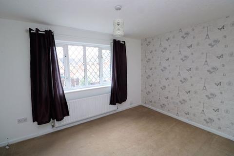 12 Chandlers Keep, Brownhills, Walsall, WS8 7EQ