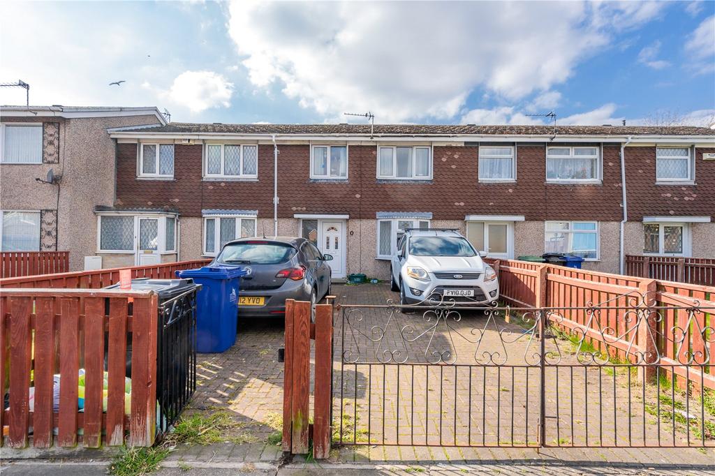 Albion Street, Grimsby, Lincolnshire... 3 bed terraced house £75,000