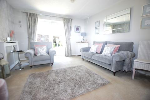 90 Danvers Drive, Church Crookham, Fleet, GU52 0ZE