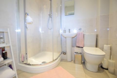 90 Danvers Drive, Church Crookham, Fleet, GU52 0ZE
