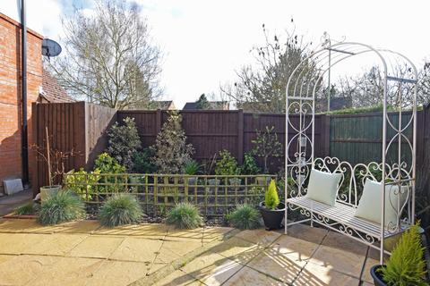 90 Danvers Drive, Church Crookham, Fleet, GU52 0ZE
