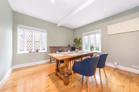 68 Blendon Road, Bexley, DA5 1BS
