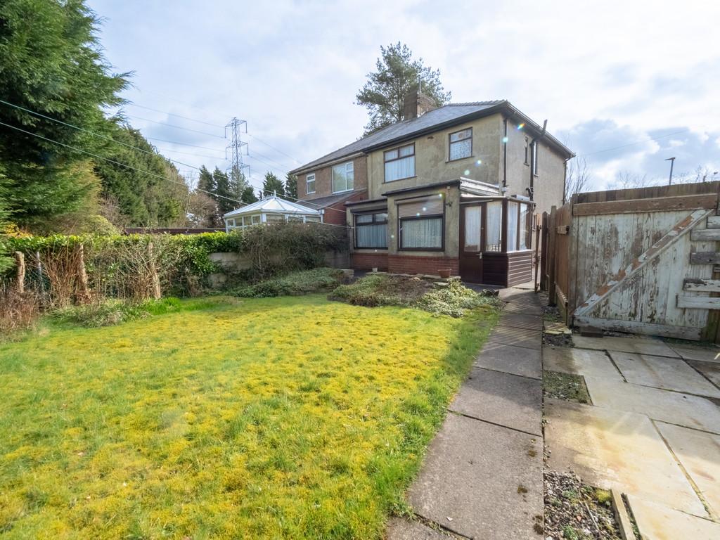 Beech Grove, Off Bog Height Rd Darwen 3 bed semidetached house £150,000
