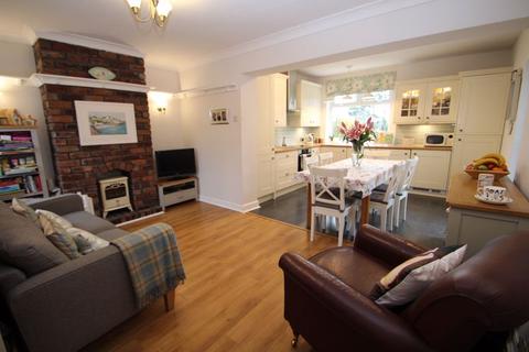 11 Barlow Fold Road, Romiley, Stockport, SK6 4LH