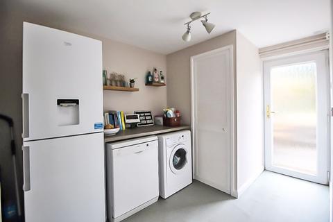 13 Harcourt Drive, Lower Gornal, Dudley, DY3 2PW