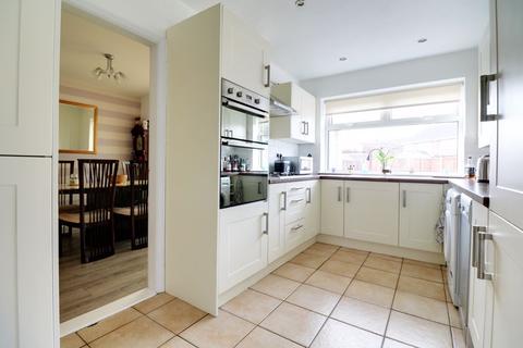 106 Warwick Road, Scunthorpe, DN16 1EU