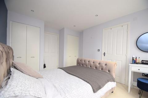 47 Blue Cedar Drive, Streetly, Sutton Coldfield, B74 2AE