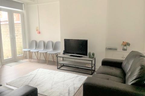 4 bedroom house share to rent, Liverpool Street, Salford