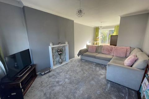 37 Brooklands Avenue, Walsall, WS6 6LF