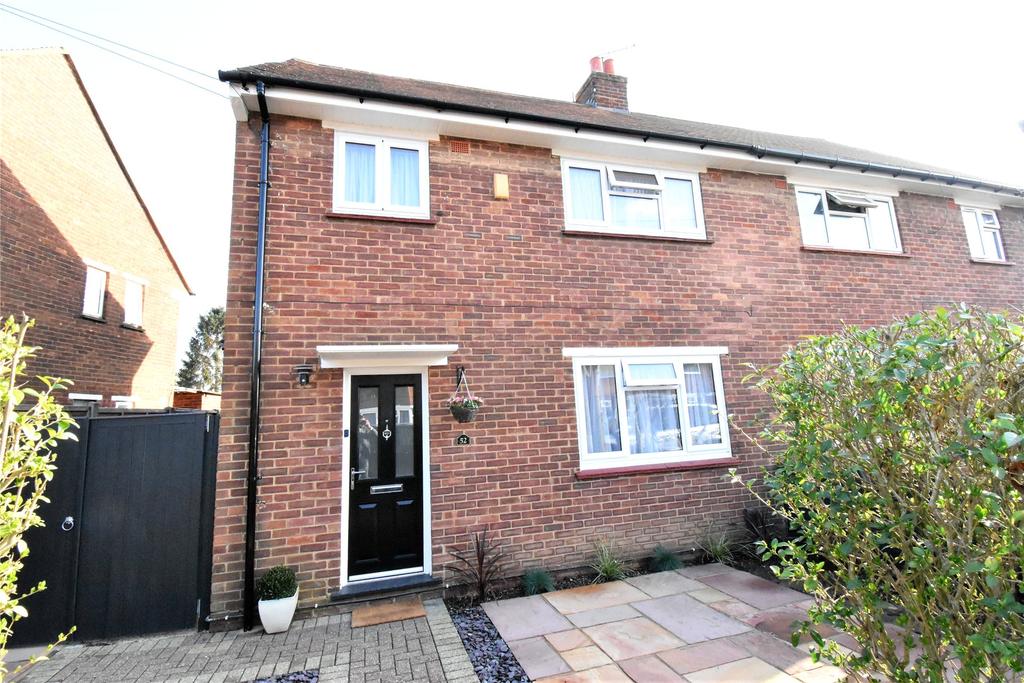 Larchfield Road, Maidenhead, Berkshire, SL6 3 bed semidetached house