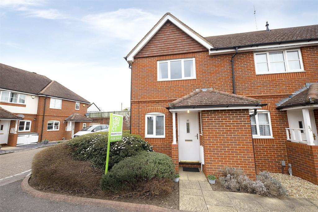 Norton Road Wokingham Berkshire Rg40 2 Bed End Of Terrace House £