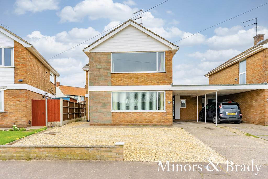 Cherry Road, Gorleston 3 bed link detached house £210,000