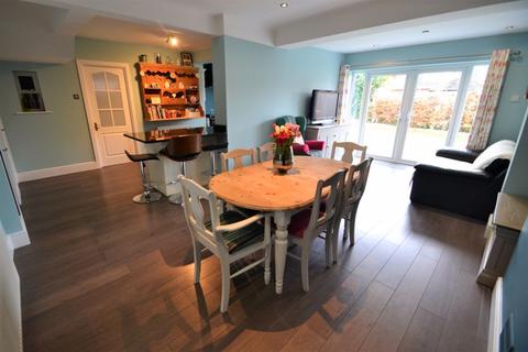 114 Frankby Road, West Kirby, Wirral, CH48 9UX