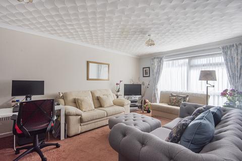Claire Gardens, Clanfield PO8