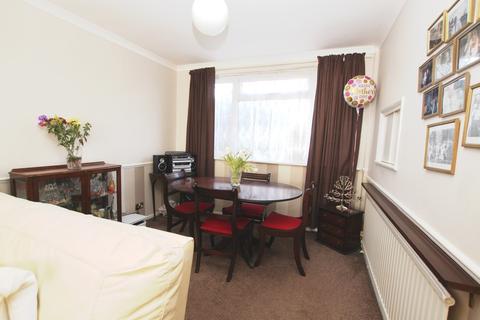 6 Andrew Close, Crayford, Dartford, DA1 4BX