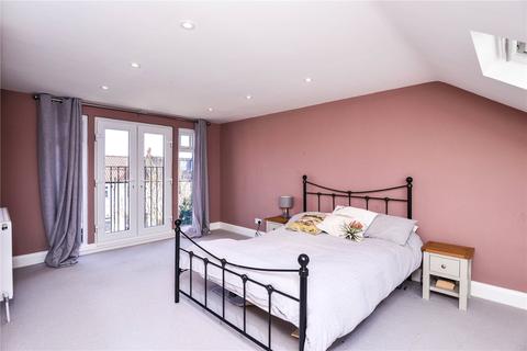 17 Granton Road, London, SW16 5AN