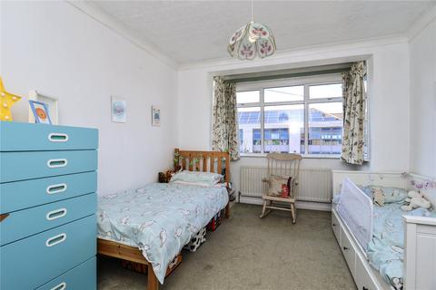17 Granton Road, London, SW16 5AN