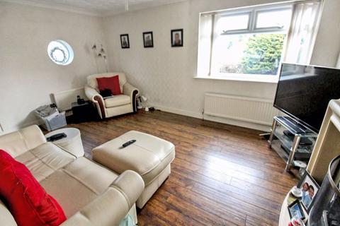 25 Fernside, Radcliffe, Manchester, M26 1EQ
