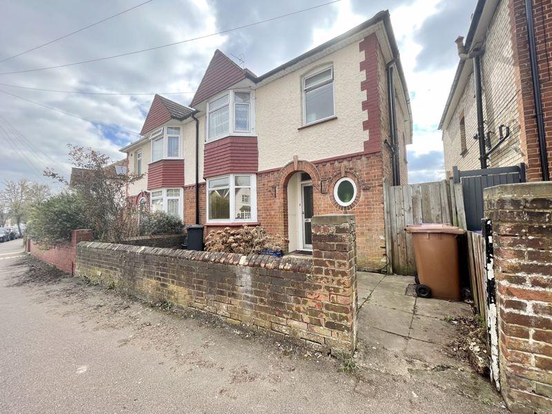 Lancaster Avenue, Hitchin 3 bed semidetached house £750,000
