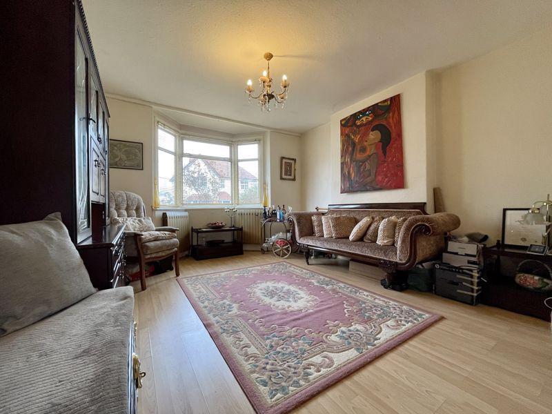 Lancaster Avenue, Hitchin 3 bed semidetached house £750,000