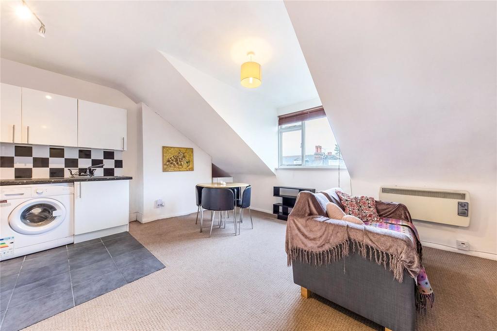 Manville Road, London, SW17 1 bed apartment £1,625 pcm (£375 pw)
