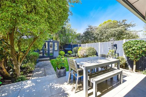 84 Airedale Avenue, London, W4 2NN