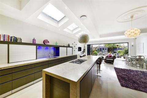 84 Airedale Avenue, London, W4 2NN