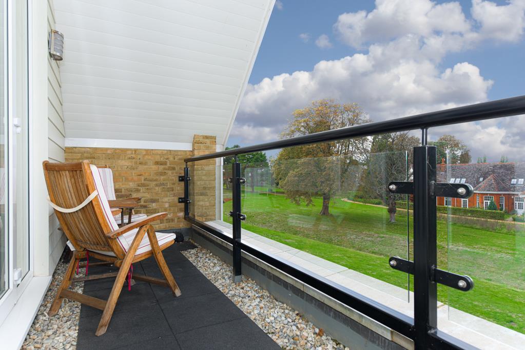 (Rightmove)  (25 of 29).jpg