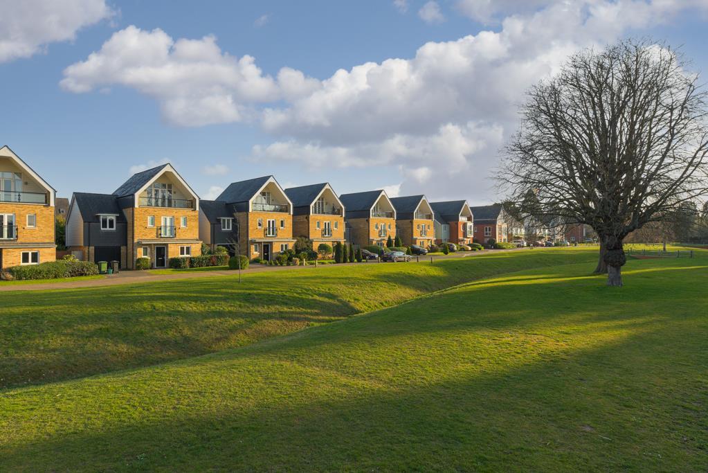 (Rightmove)  (28 of 28).jpg