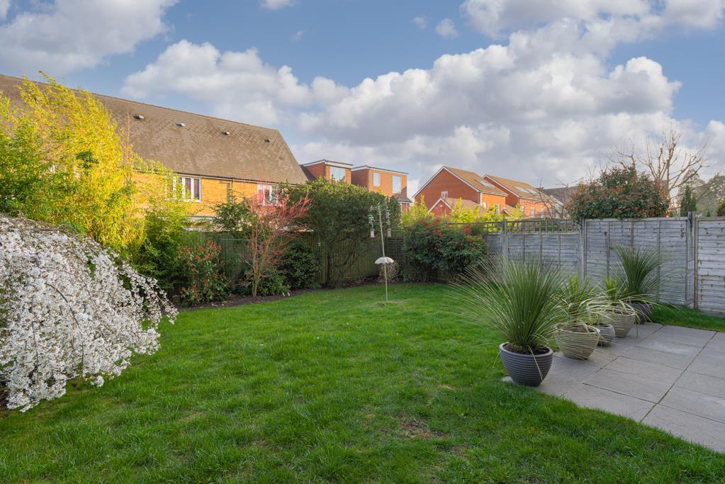 (Rightmove)  (26 of 28).jpg