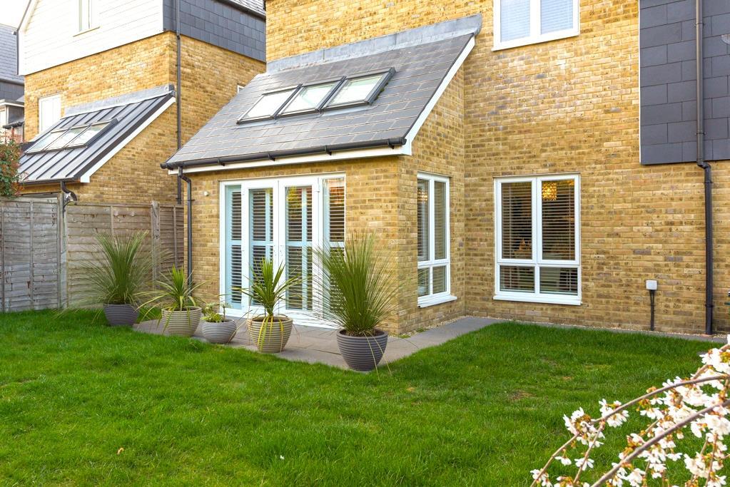 (Rightmove)  (27 of 28)A.jpg