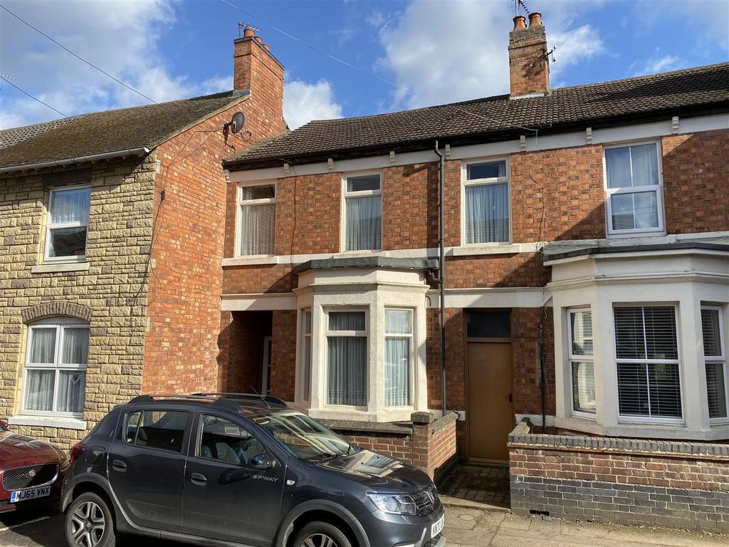 Bath Road, Kettering 3 bed terraced house £160,000