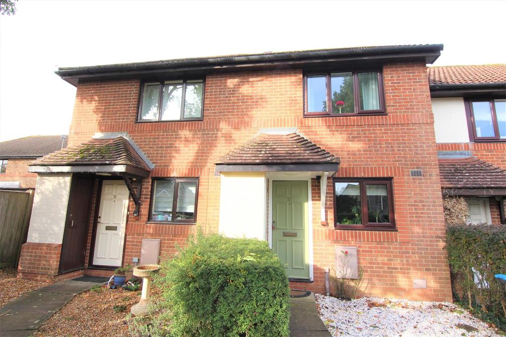 Hammonds Ridge, Burgess Hill 2 bed terraced house £1,150 pcm (£265 pw)