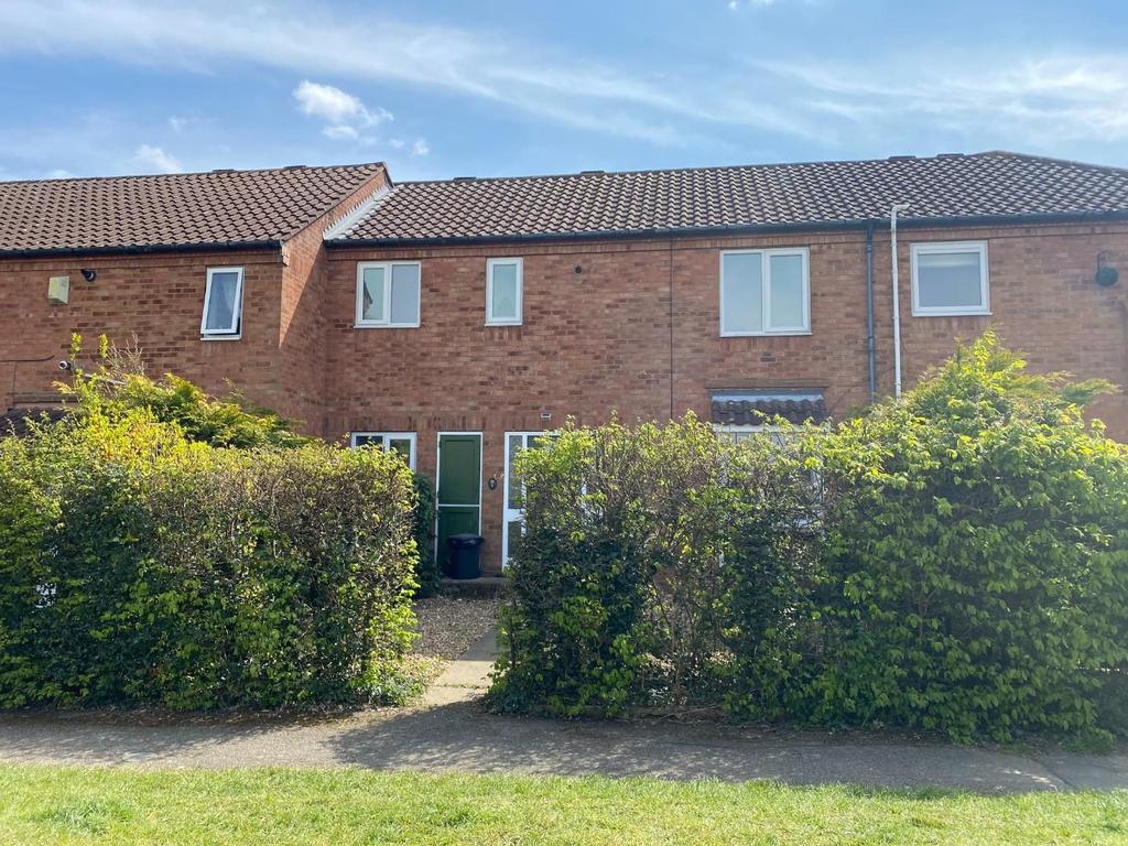 Serjeants Green, Neath Hill, Milton Keynes 3 bed terraced house £