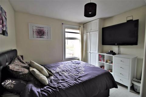 22 Station Road, Meopham, Gravesend, DA13 0LX