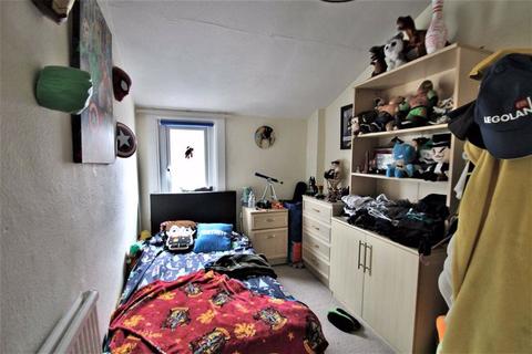 22 Station Road, Meopham, Gravesend, DA13 0LX