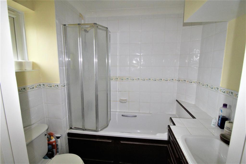 Family bathroom w.c