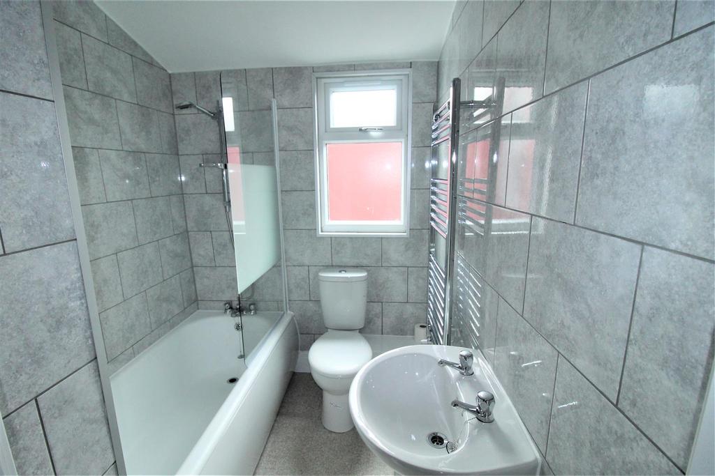 Family Bathroom w.c