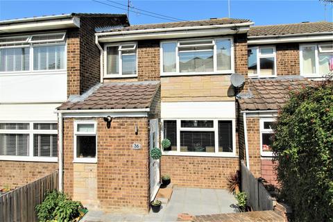 36 Admirals Walk, Minster On Sea, Sheerness, ME12 3BB