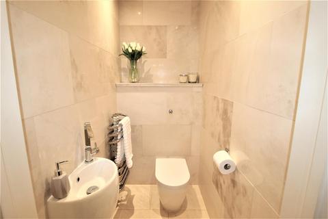 Sonny House Westcliff Drive, Minster On Sea, Sheerness, ME12 2LR